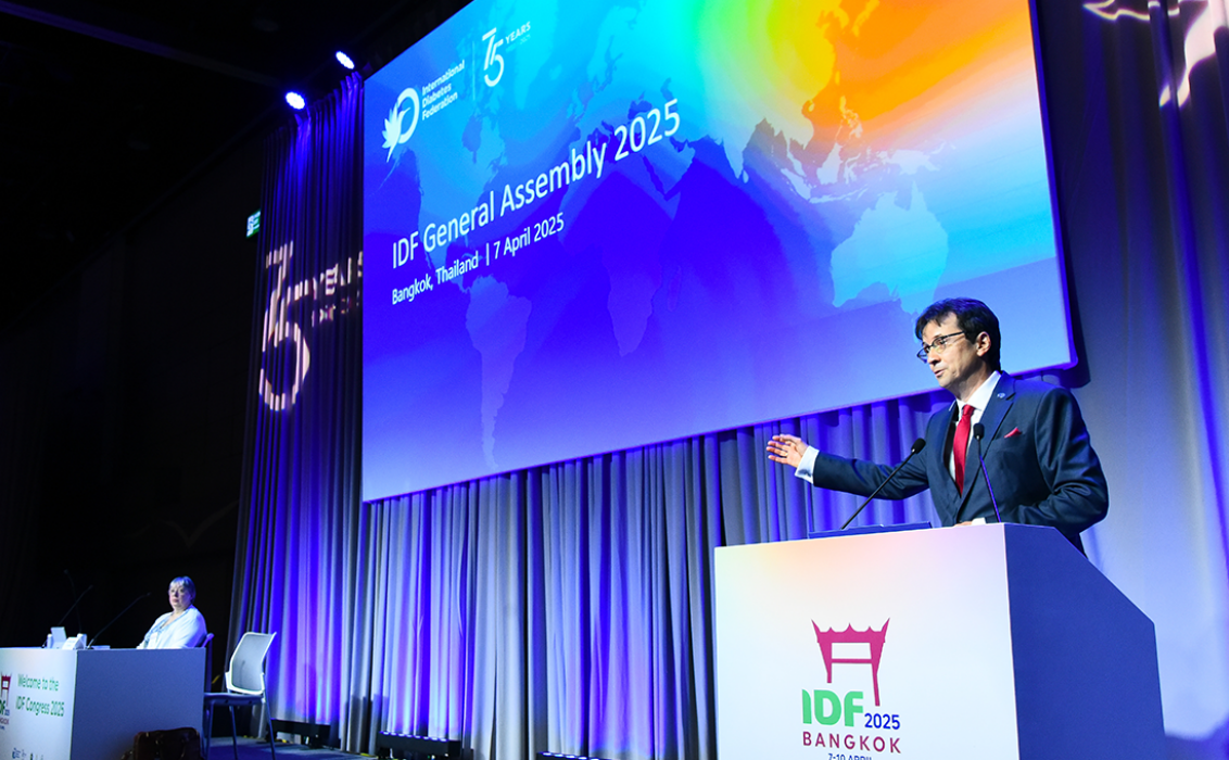 IDF President speaking to the General Assembly at the World Diabetes Congress