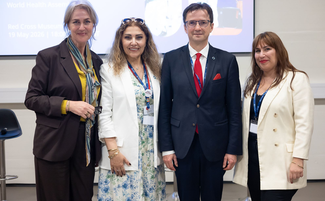 Charlotte Wilming, Dr Jackie Maalouf, le professeur Peter Schwarz, Beatriz Yáñez Jiménez