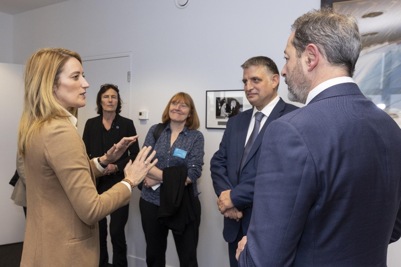 https://media.idf.org/media/uploads/sites/2/2023/04/President_Metsola.jpg